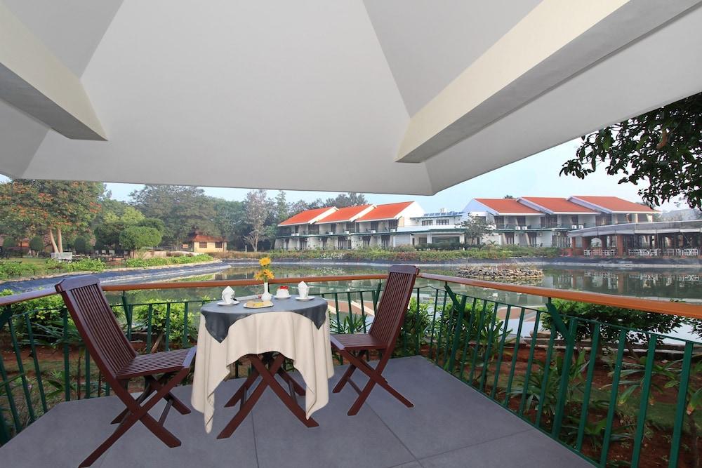 Silent Shores Resort & Spa Mysore Ngoại thất bức ảnh